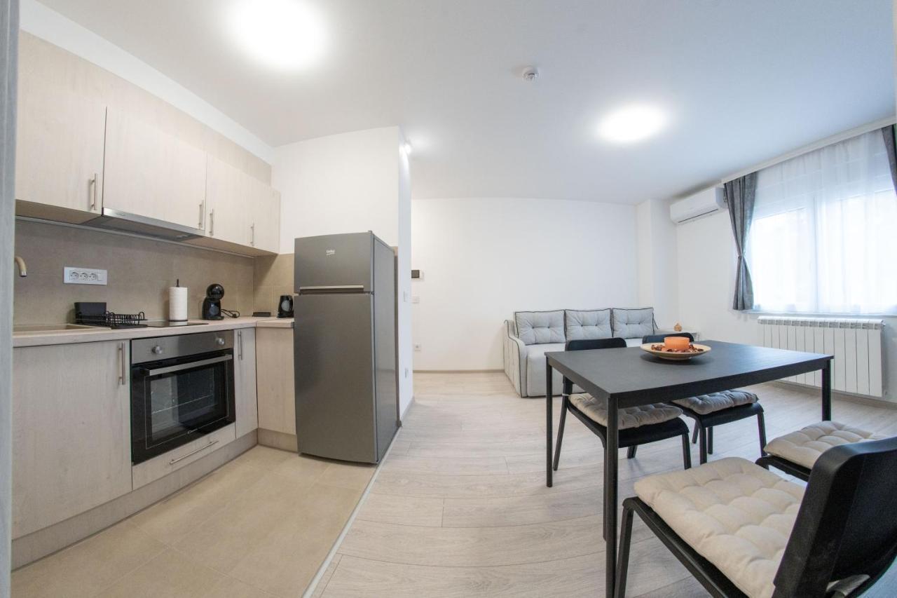 Pegasus Apartments Belgrado Esterno foto