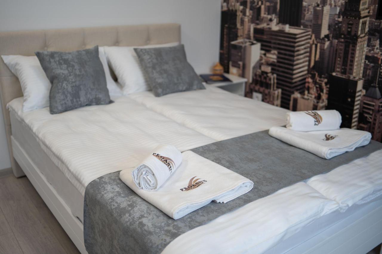 Pegasus Apartments Belgrado Esterno foto