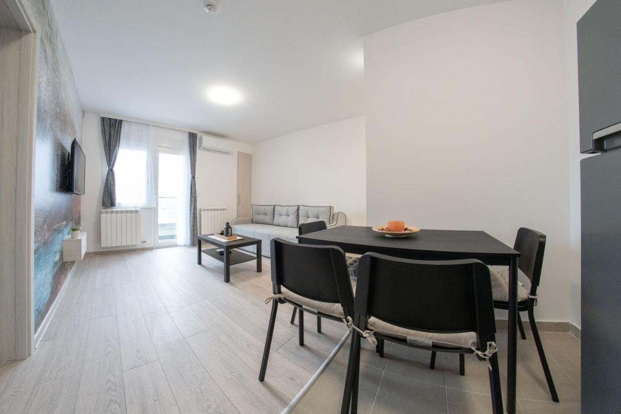 Pegasus Apartments Belgrado Esterno foto