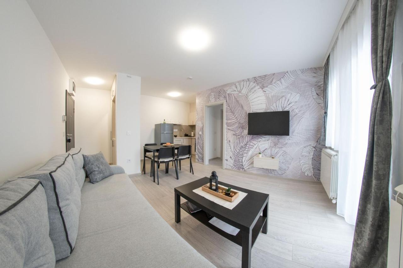 Pegasus Apartments Belgrado Esterno foto