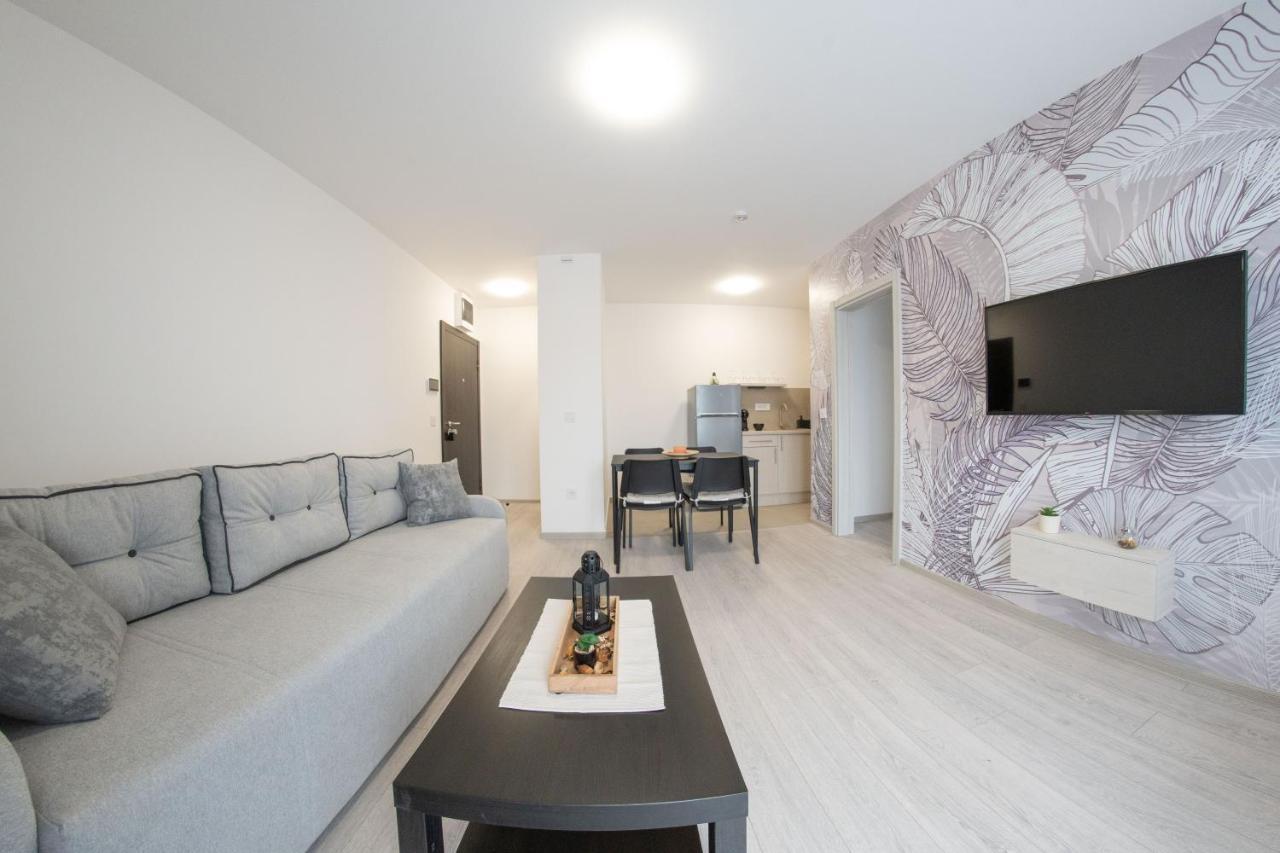 Pegasus Apartments Belgrado Esterno foto