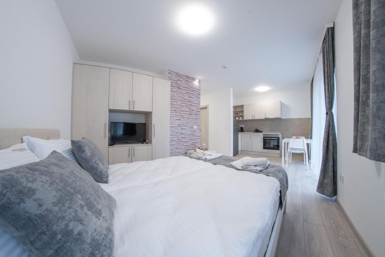 Pegasus Apartments Belgrado Esterno foto