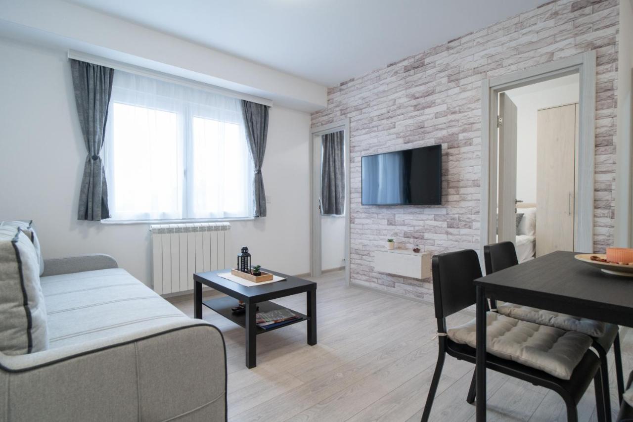 Pegasus Apartments Belgrado Esterno foto
