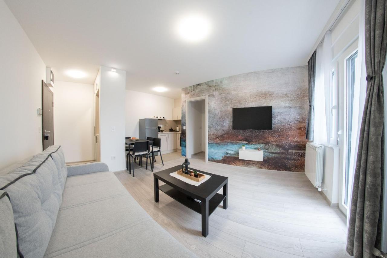 Pegasus Apartments Belgrado Esterno foto