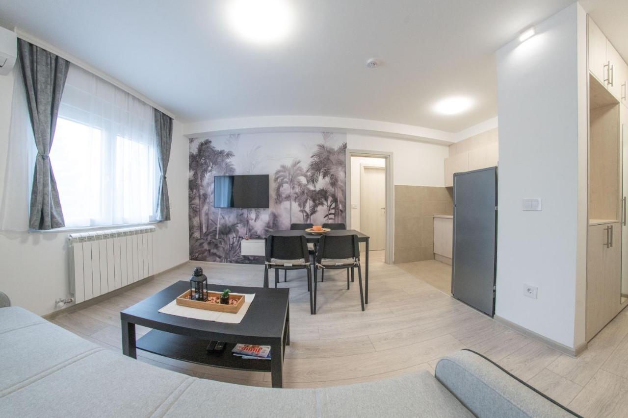 Pegasus Apartments Belgrado Esterno foto