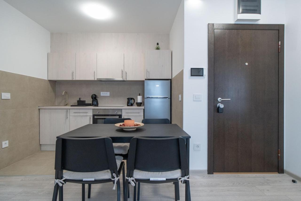 Pegasus Apartments Belgrado Esterno foto